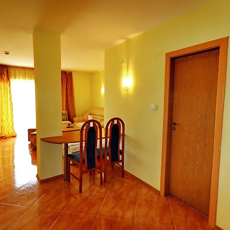 Bora Bora Hotell 3*